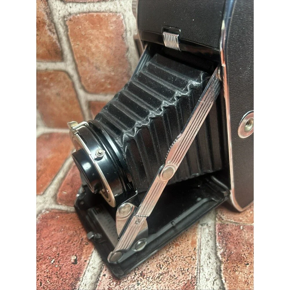 Vintage Kodak Tourist Folding Lens Camera 620 Film (Untested)